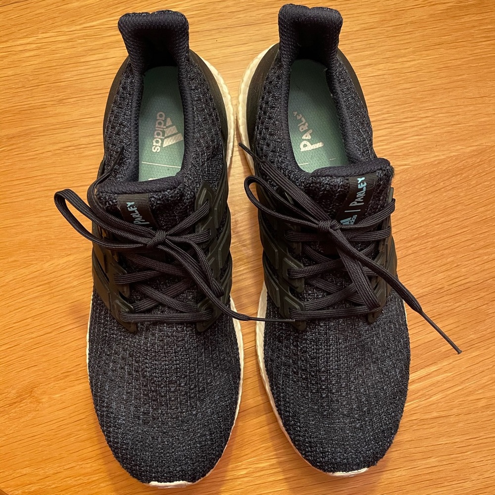 adidas ultraboost x Parley Deep Ocean Blue